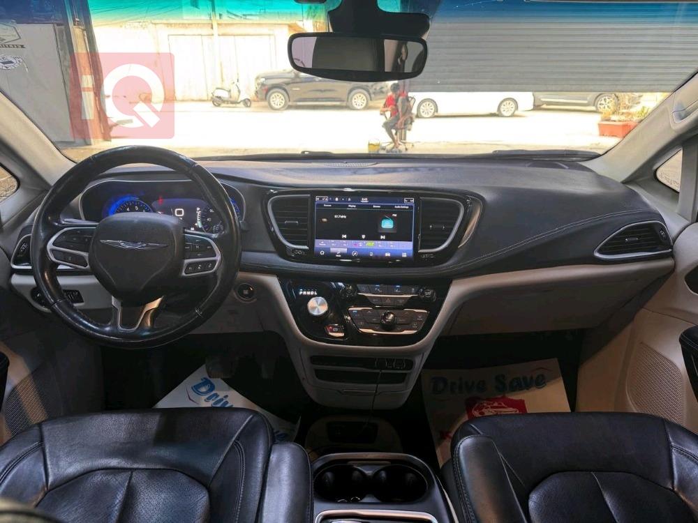 Chrysler Pacifica